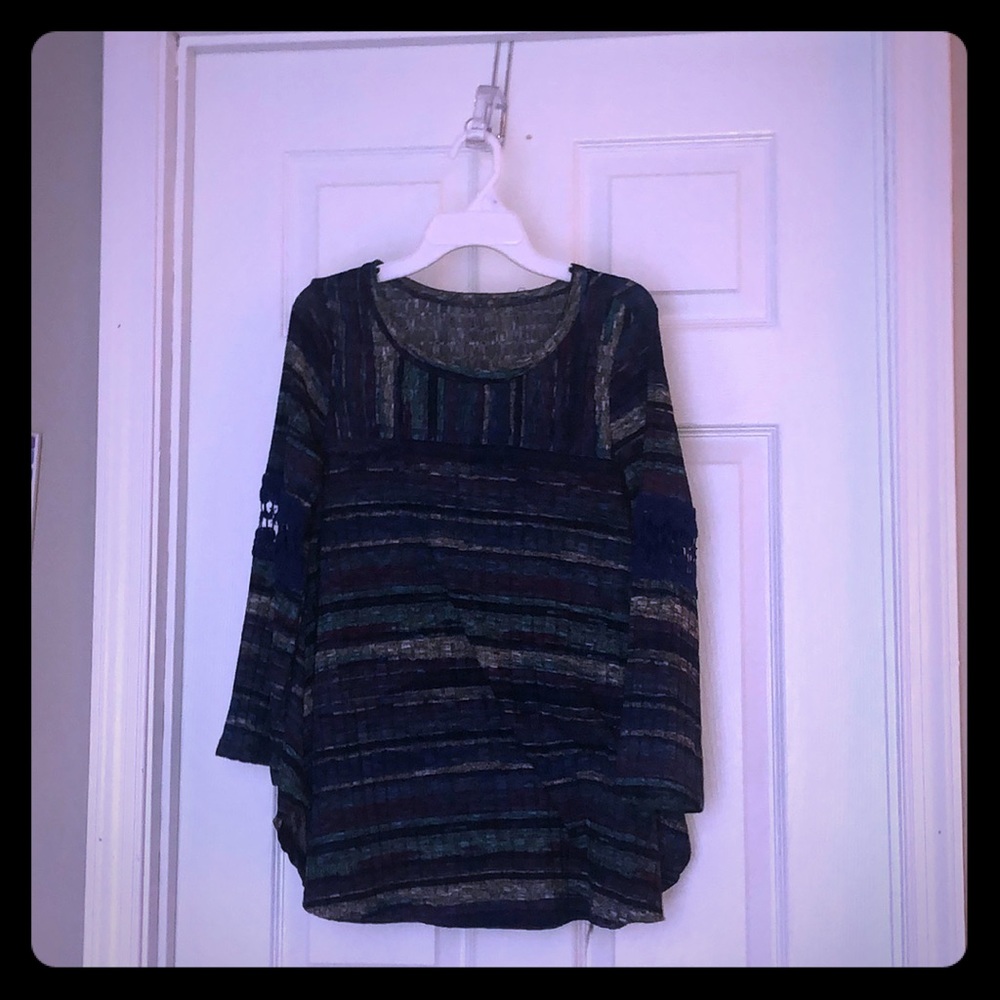 Cute 3/4 sleeved shirt